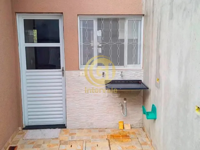 Imagem 9: Casa À Venda no Villa Branca Jacareí com 2 Quartos, 1 Suíte e Jardim de Inverno