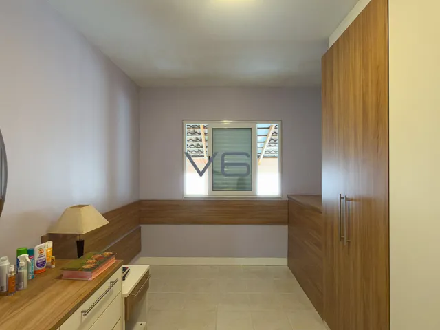 Imagem 5: Sobrado Padrão com 4 Quartos, 4 Vagas de Garagem, 205,68 M² Privativos no Cristo Rei, Curitiba - Pr