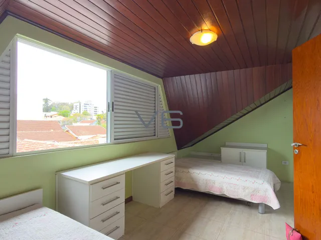 Imagem 4: Sobrado Padrão com 4 Quartos, 4 Vagas de Garagem, 205,68 M² Privativos no Cristo Rei, Curitiba - Pr