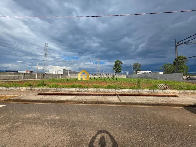 Imagem: Centro Empresarial Metropolitano - Terreno