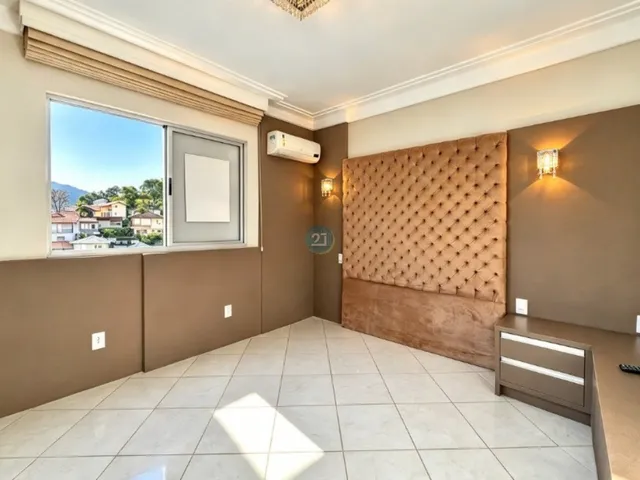 Imagem 14: Alugo Apartamento com Vista para o Mar, 03 Quartos, Sacada Gourmet, 02 Vagas, no Saco Grande, Florianópolis