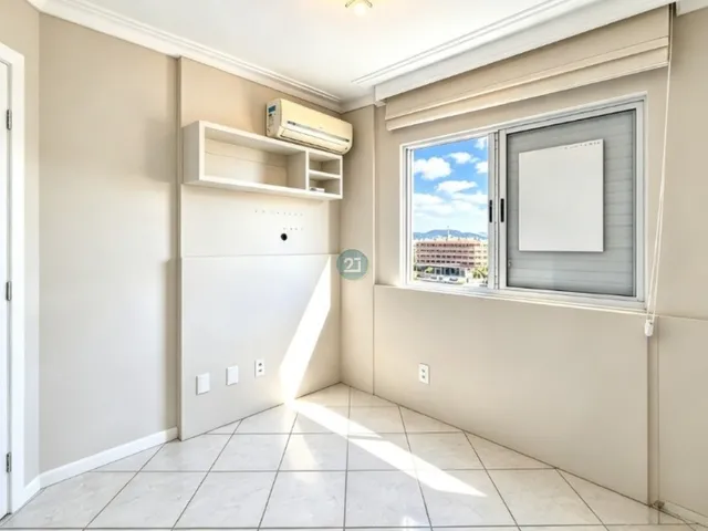 Imagem 15: Alugo Apartamento com Vista para o Mar, 03 Quartos, Sacada Gourmet, 02 Vagas, no Saco Grande, Florianópolis