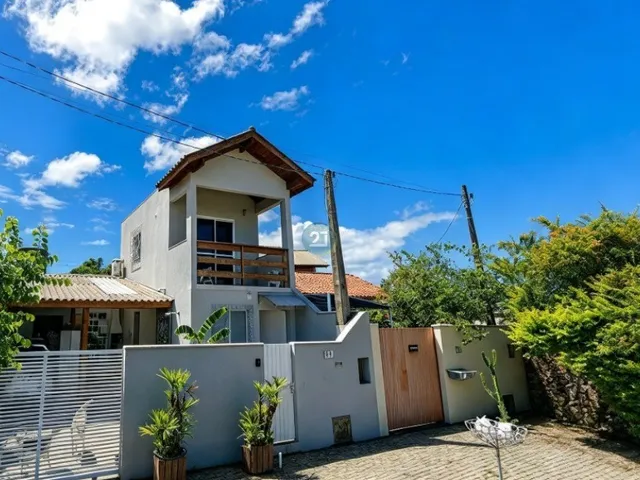 Imagem 7: Alugo Casa com 01 Quarto, Quintal, 02 Garagens, Espaço Gourmet com Churrasqueira, no Bairro Campeche, Florianópolis
