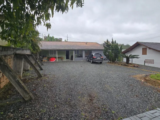 Imagem: Casa com Dois Quartos no Bairro Vila Germer