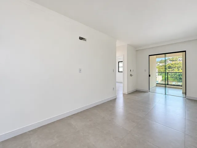 Imagem 2: Apartamento À Venda com 66M² por R$ 760.000,00