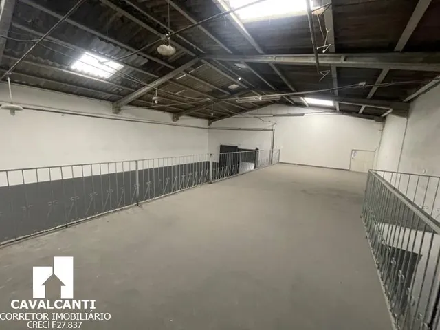 Imagem: Barracao Comercial em São José dos Pinhais