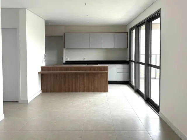 Imagem: Apartamento com 3 Quartos para Alugar, 125M²