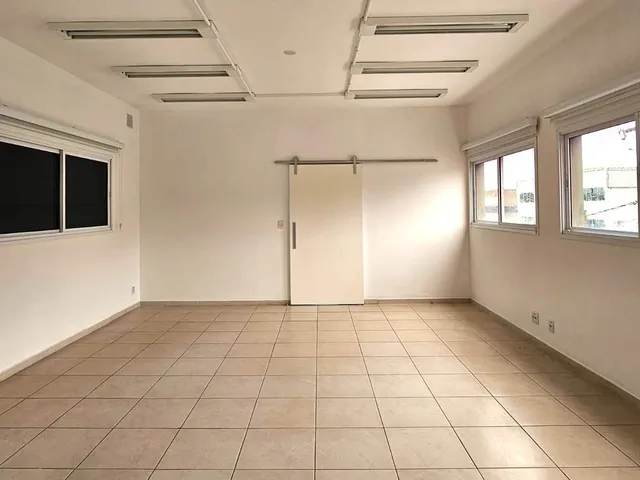 Imagem 9: Galpão/Depósito/Armazém para Alugar com 1050M², Loteamento Industrial Veccon Zeta em Sumaré, Sp