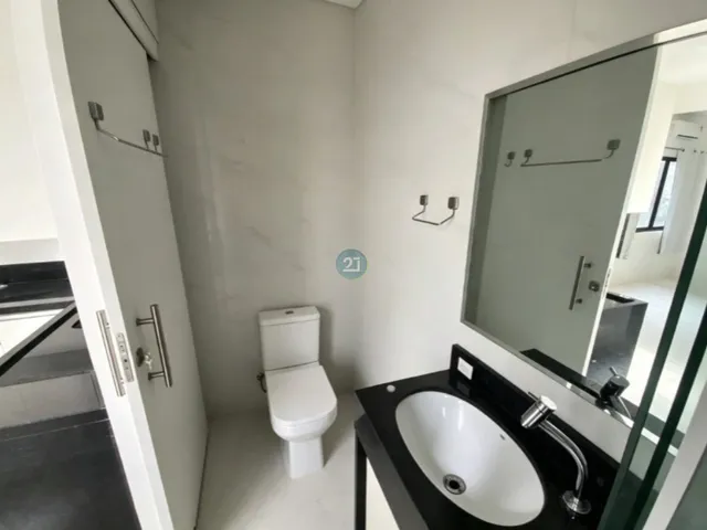 Imagem 7: Alugo Studio Clean, com Elevador, Portaria, 29M², no Eixo do Bairro Centro, Florianópolis