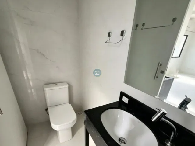 Imagem 4: Alugo Studio Clean, com Elevador, Portaria, 29M², no Eixo do Bairro Centro, Florianópolis