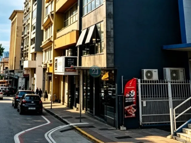 Imagem 8: Alugo Studio Clean, com Elevador, Portaria, 29M², no Eixo do Bairro Centro, Florianópolis