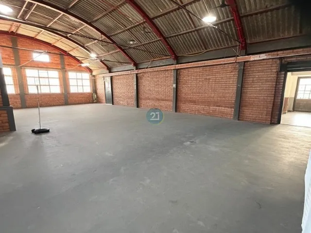 Imagem: Alugo Galpão, Armazém com 720M² Construída