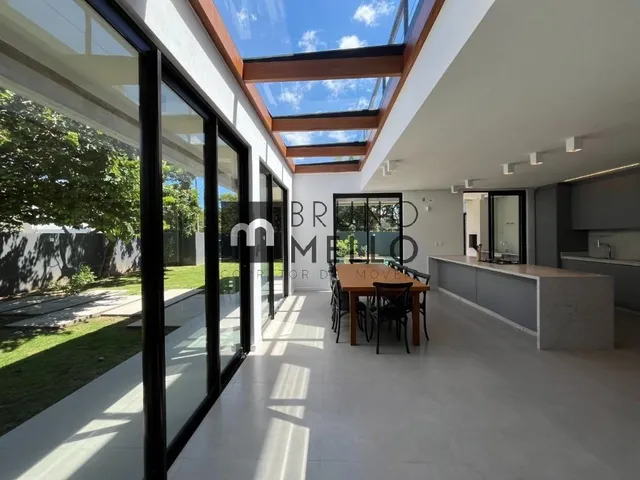 Imagem 4: Casa para Locação com 6 Suítes À 200M da Praia do Campeche em Florianópolis/Sc
