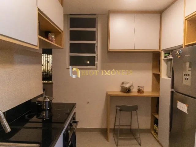 Imagem 2: Imperdível: Apartamento À Venda em com 2 Quartos, 1 Suíte, 2 Banheiros e 85M² de Área