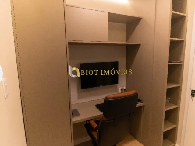 Imagem 7: Imperdível: Apartamento À Venda em com 2 Quartos, 1 Suíte, 2 Banheiros e 85M² de Área