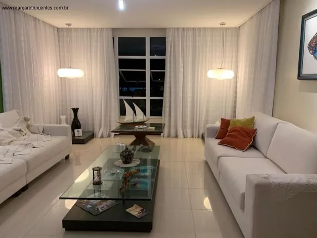 Imagem: Casa com 3 Qrts, Cozinha Planejada e Piscina