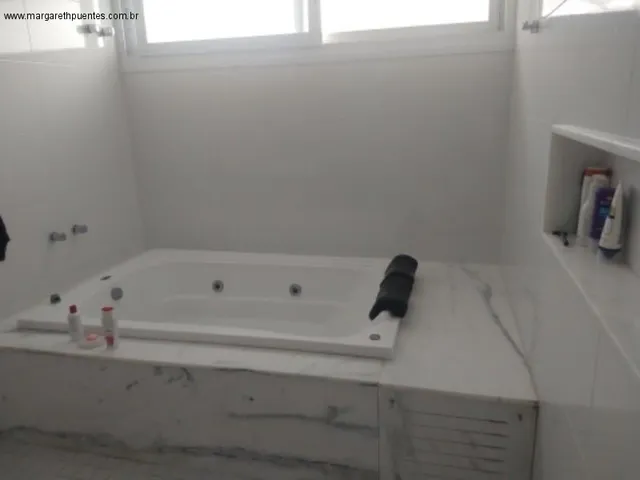 Imagem 12: Casa para Venda em Busca Vida, 4 Dorms, 4 Suítes, 3 Salas com 920M² em Camaçari - Bahia