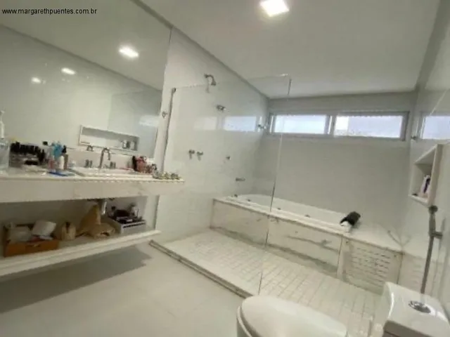 Imagem 9: Casa para Venda em Busca Vida, 4 Dorms, 4 Suítes, 3 Salas com 920M² em Camaçari - Bahia