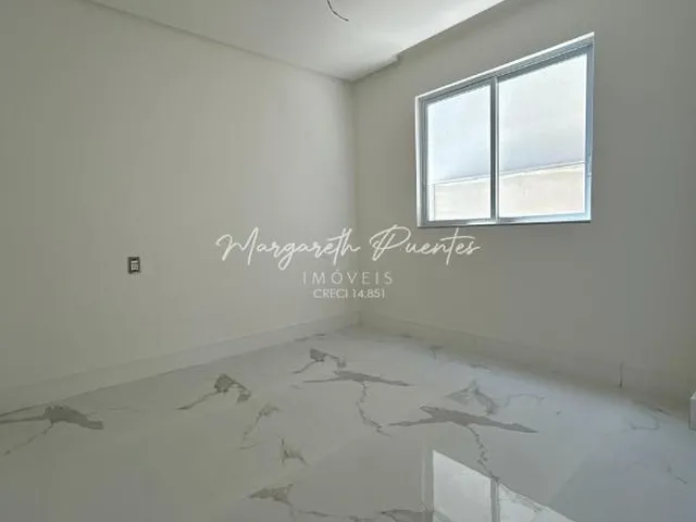 Imagem 16: Casa 4/4 Sendo 2 Suítes com Closet , Fachada Belíssima , Ambientes Integrados Condomínio Clube em Abrantes !