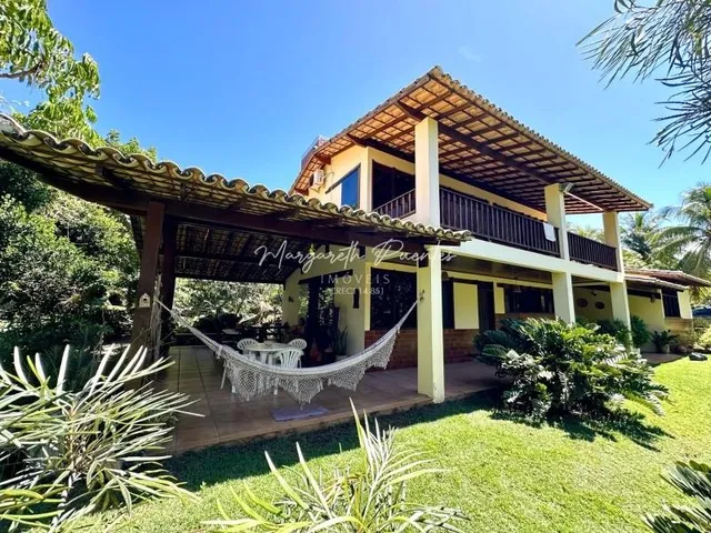 Imagem: Casa Frente Mar, 6 Dormitórios, Sendo 4/4