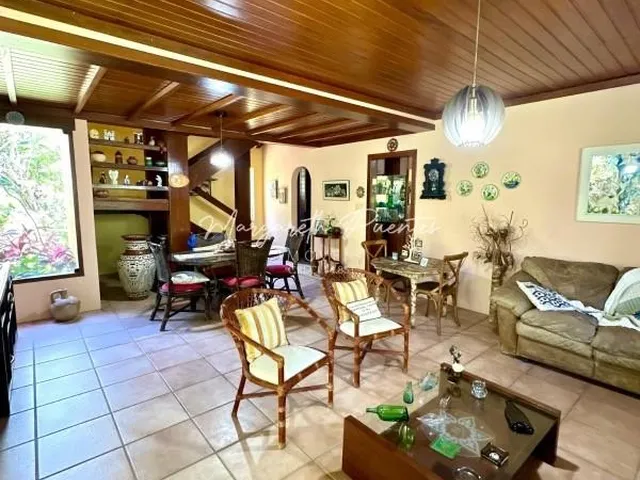 Imagem 13: Casa Frente Mar, 6 Dormitórios, Sendo 4/4 na Casa Principal 6.700 M2, Um Mini Sítio em Busca Vida