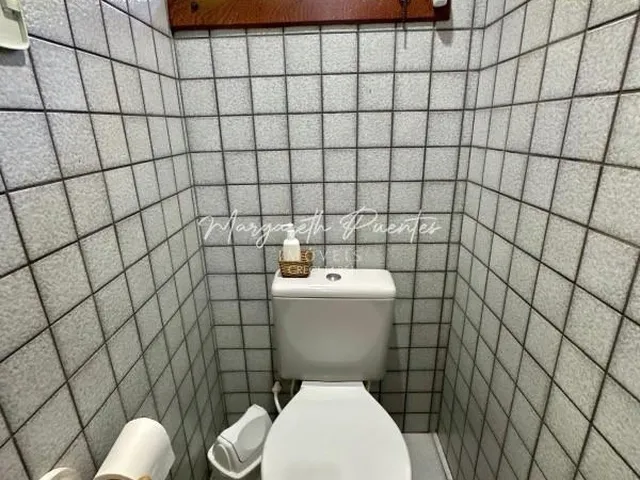 Imagem 8: Casa Frente Mar, 6 Dormitórios, Sendo 4/4 na Casa Principal 6.700 M2, Um Mini Sítio em Busca Vida