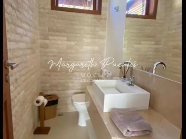 Imagem 2: Excelente Casa no Condomínio Piscinas Naturais a 100M do Mar ! 553 M2 com 5 Suítes, Piscina Privativa e Mobiliada