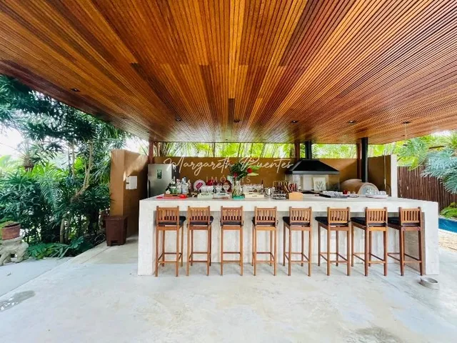 Imagem: Casa Estilo Rústico, 4 Dormitórios, Sendo