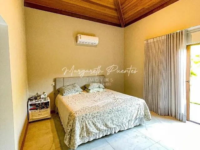 Imagem 3: Casa Térrea, Semi-Nova, 4 Suítes, Enrgia Solar, À Venda no Condomínio Busca Vida
