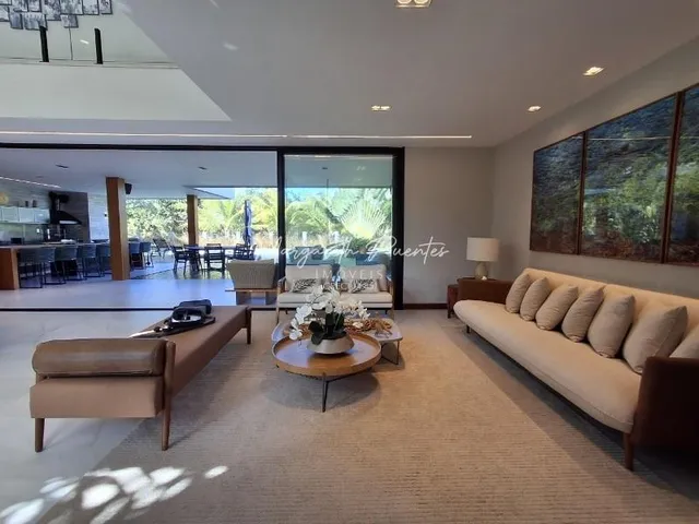 Imagem 16: Luxuosa Casa no Condomínio Reserva Buscaville, 5 Suítes, Piscina Raia com 13 M2 e Rooftop C/ Vista Espetacular!