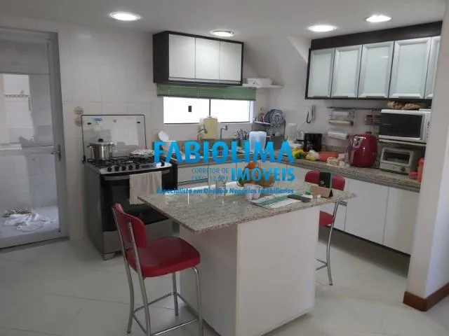Imagem 10: Excelente Casa, Condomínio Fechado na Estrada do Coco