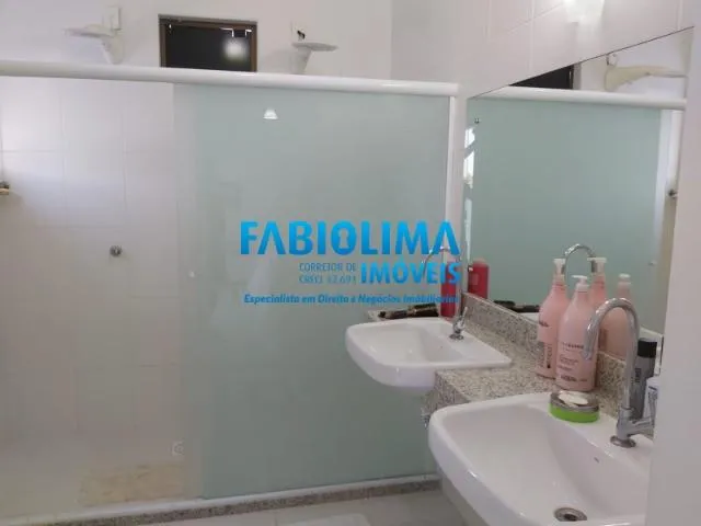 Imagem 15: Excelente Casa, Condomínio Fechado na Estrada do Coco