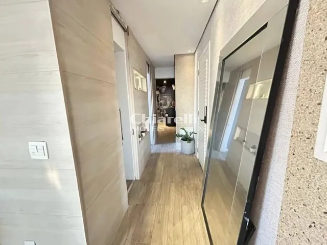 Imagem 3: Cobertura À Venda em Charitas, Niterói: 3 Quartos, 1 Suíte, 2 Vagas e 280 M² de Área. Confira!