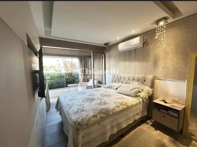 Imagem 7: Cobertura À Venda em Charitas, Niterói: 3 Quartos, 1 Suíte, 2 Vagas e 280 M² de Área. Confira!