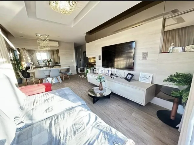 Imagem 2: Cobertura À Venda em Charitas, Niterói: 3 Quartos, 1 Suíte, 2 Vagas e 280 M² de Área. Confira!