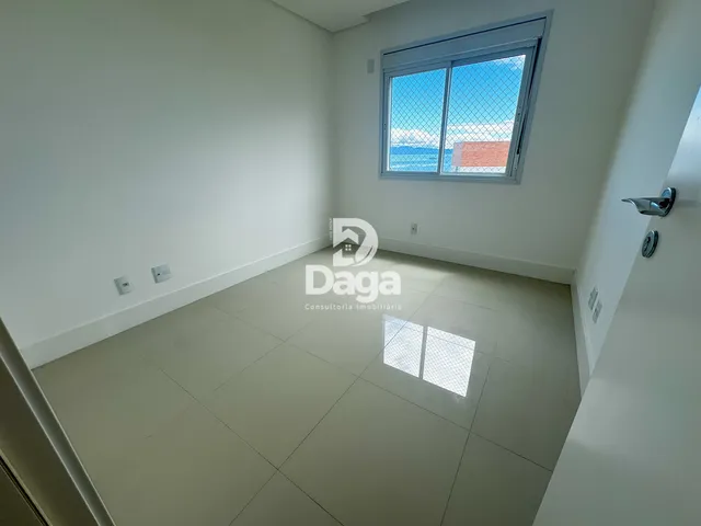 Imagem 16: Apartamento com Vista Mar Definitiva na Agronômica