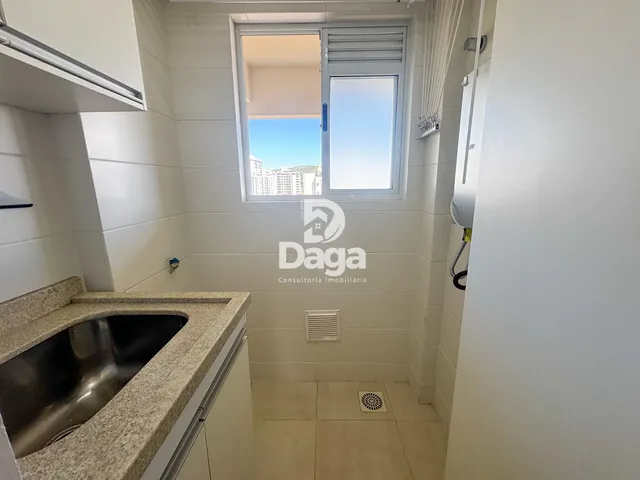 Imagem 12: Apartamento 2 Dormitórios com Suíte, Sacada com Churrasqueira e Vista Livre - Itacorubi