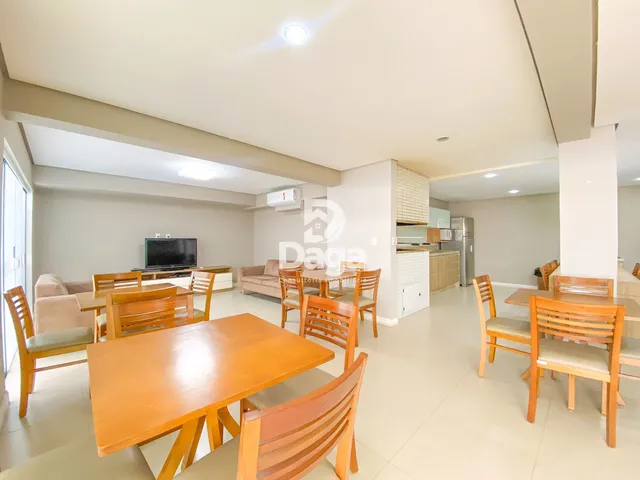 Imagem 10: Apartamento 2 Dormitórios com Suíte, Sacada com Churrasqueira e Vista Livre - Itacorubi