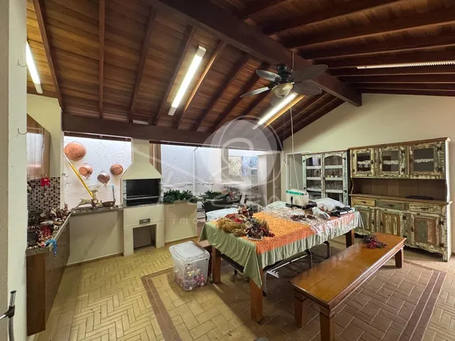 Imagem 10: Casa para Venda no Bairro das Palmeiras em Campinas - 4 Suítes