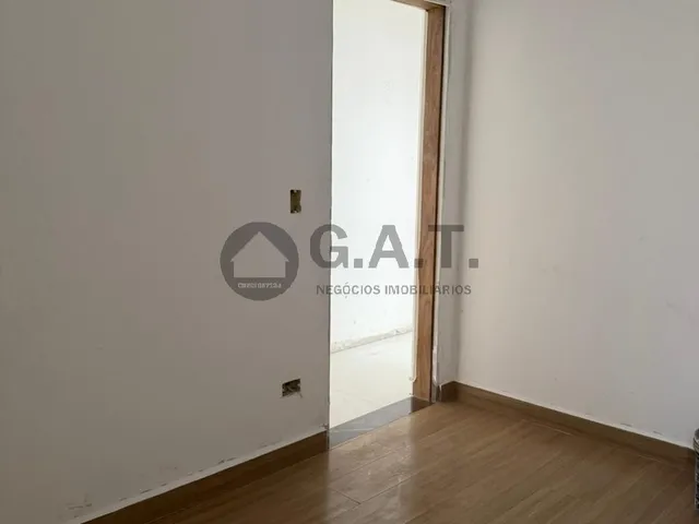 Imagem 10: Casa À Venda em Sorocaba-Sp, Parque Cristina Santa, 2 Quartos, 1 Suíte, 2 Salas, 2 Banheiros, 1 Vaga, 100M²