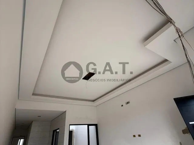 Imagem 13: Casa À Venda em Sorocaba-Sp, Parque Cristina Santa, 2 Quartos, 1 Suíte, 2 Salas, 2 Banheiros, 1 Vaga, 100M²