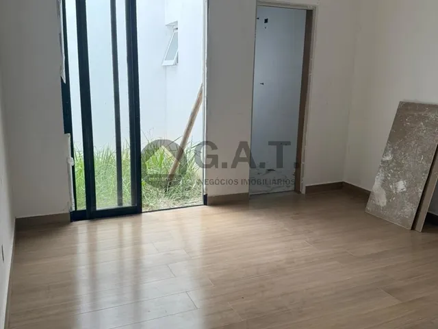 Imagem 12: Casa À Venda em Sorocaba-Sp, Parque Cristina Santa, 2 Quartos, 1 Suíte, 2 Salas, 2 Banheiros, 1 Vaga, 100M²