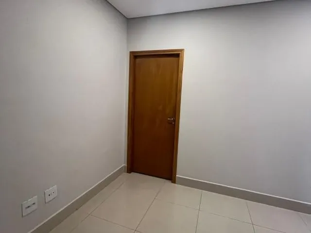 Imagem 10: Sala Comercial para Locação !! R$1000,00 + Cond + Iptu Contendo , 1 Sala , Banheiro Agende Uma Visita !!