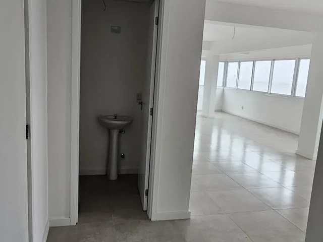 Imagem 8: Apartamento 3 Dormitórios com Vista Mar e Lagoa