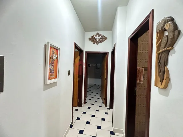 Imagem 14: Casa Ampla À Venda em Umuarama-Pr, Zona I: 3 Quartos, 1 Suíte, 3 Salas, 2 Banheiros, 1 Vaga, 180,40 M² de Área