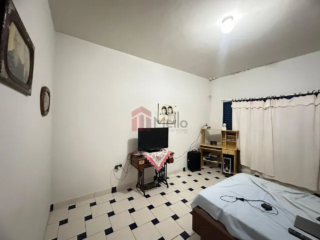 Imagem 11: Casa Ampla À Venda em Umuarama-Pr, Zona I: 3 Quartos, 1 Suíte, 3 Salas, 2 Banheiros, 1 Vaga, 180,40 M² de Área