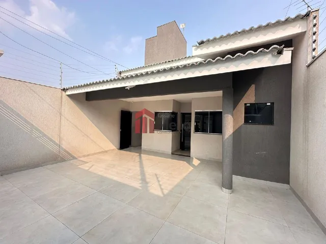 Imagem 3: Casa À Venda em Umuarama-Pr, Jardim Belvedere: 3 Quartos, 1 Suíte, 1 Sala, 3 Banheiros, 3 Vagas de Garagem, 180M²