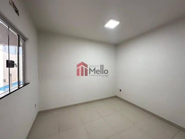 Imagem 13: Casa À Venda em Umuarama-Pr, Jardim Belvedere: 3 Quartos, 1 Suíte, 1 Sala, 3 Banheiros, 3 Vagas de Garagem, 180M²