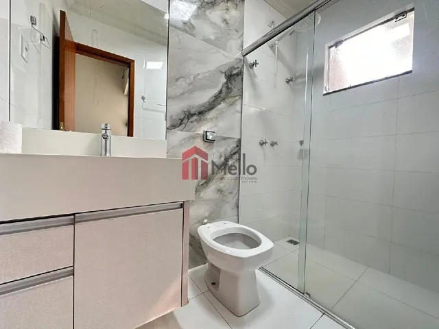 Imagem 7: Casa À Venda em Umuarama-Pr, Jardim Belvedere: 3 Quartos, 1 Suíte, 1 Sala, 3 Banheiros, 3 Vagas de Garagem, 180M²
