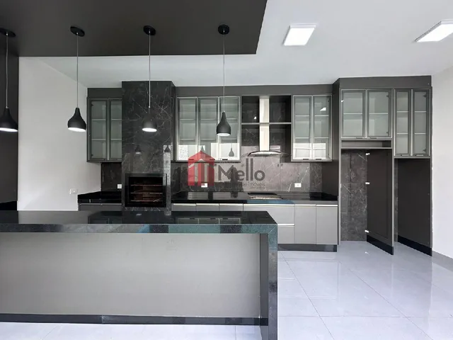 Imagem 8: Casa À Venda em Umuarama-Pr, Jardim Belvedere: 3 Quartos, 1 Suíte, 1 Sala, 3 Banheiros, 3 Vagas de Garagem, 180M²